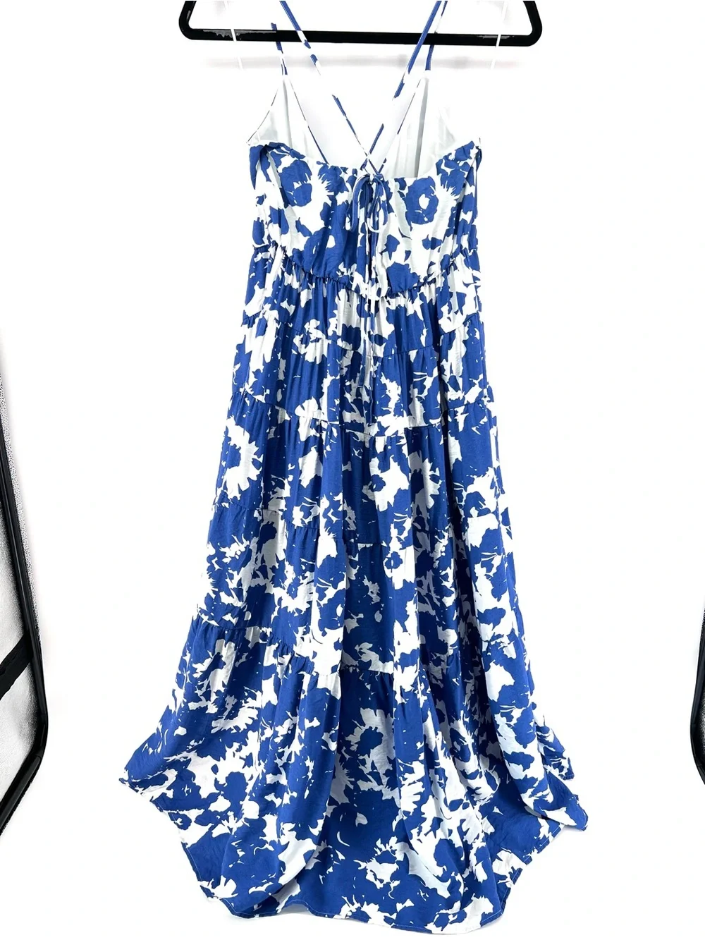 Abercrombie Blue Floral Flowy Maxi Dress Sz M Relaxed Strappy Resort Party
